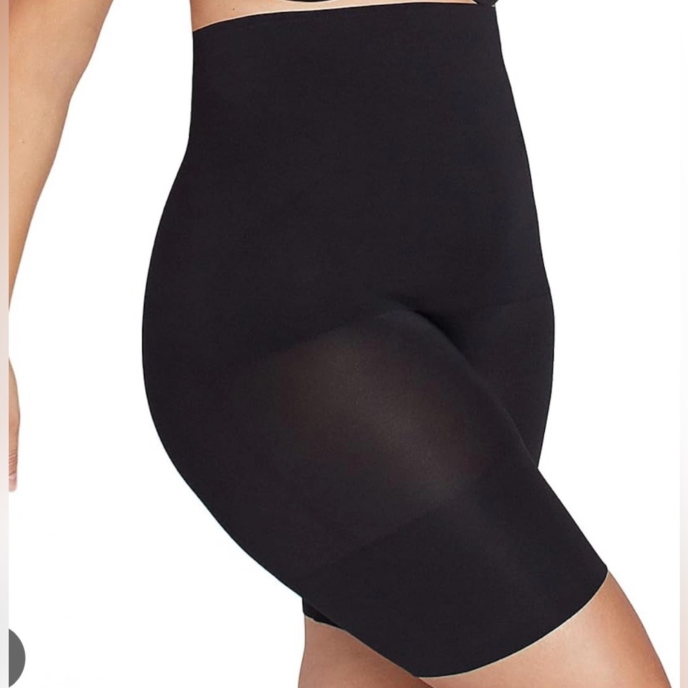 Seamless Black Shapewear Shorts